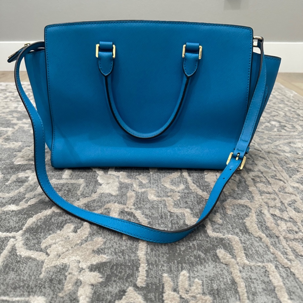 Handbag - Picture 3 of 5